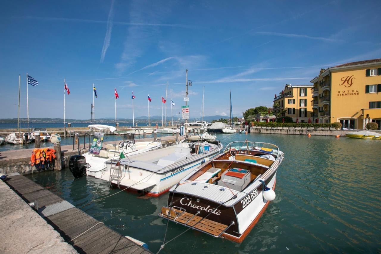 Villa Fiorita Apartments - Happy Rentals Sirmione Exteriör bild